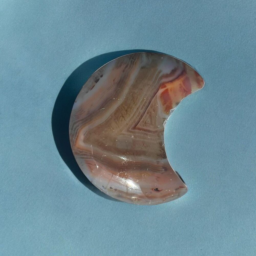 Brown Banded Agate Crystal‎ Moon Carving